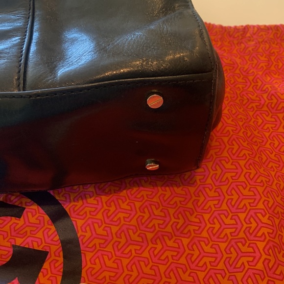 Tory Burch Black Nico East West Leather Tote with Gold Hardware - Picture 7 of 16